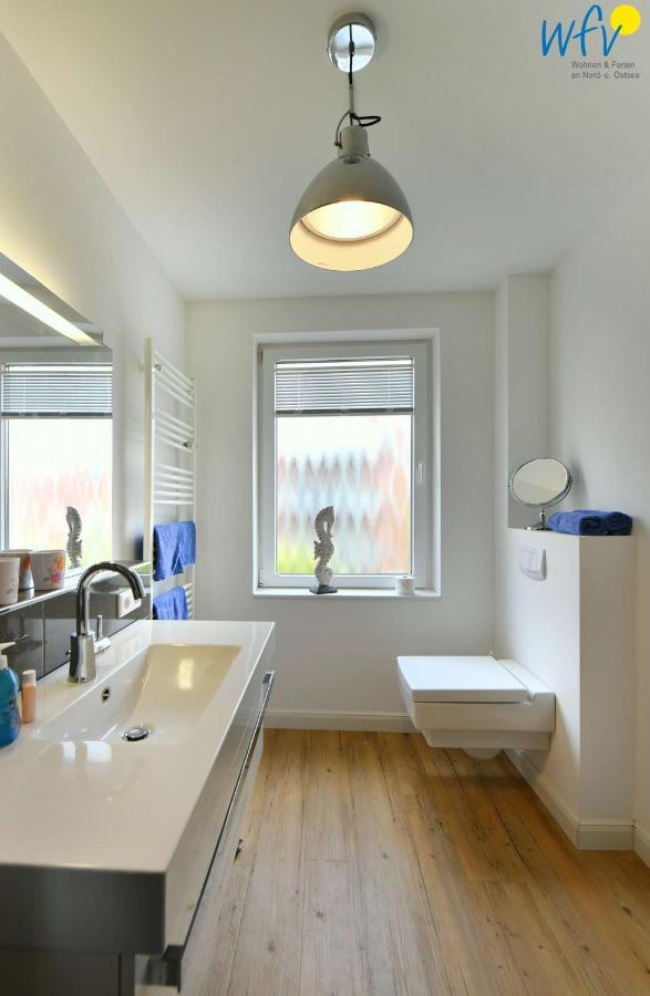 Haus Inselrose Ferienwohnung Wildrose Juist Esterno foto