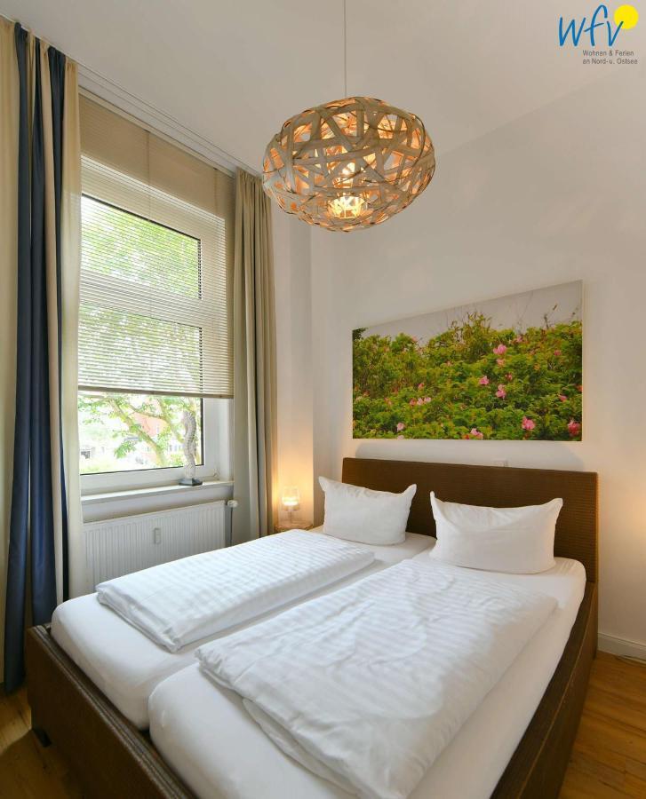 Haus Inselrose Ferienwohnung Wildrose Juist Esterno foto